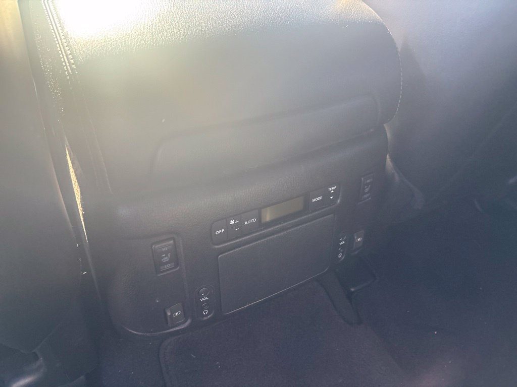 Used 2019 Nissan Armada Platinum w/ Captain's Chairs Package AWD/4WD image 12