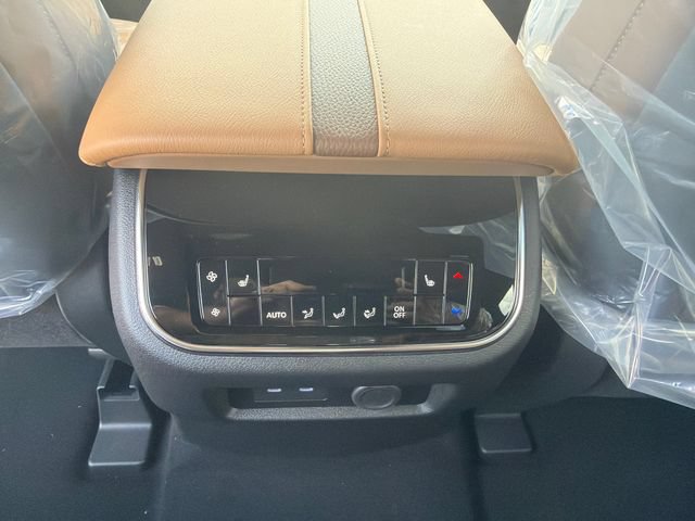 New 2026 Nissan Armada Platinum Reserve AWD/4WD image 22