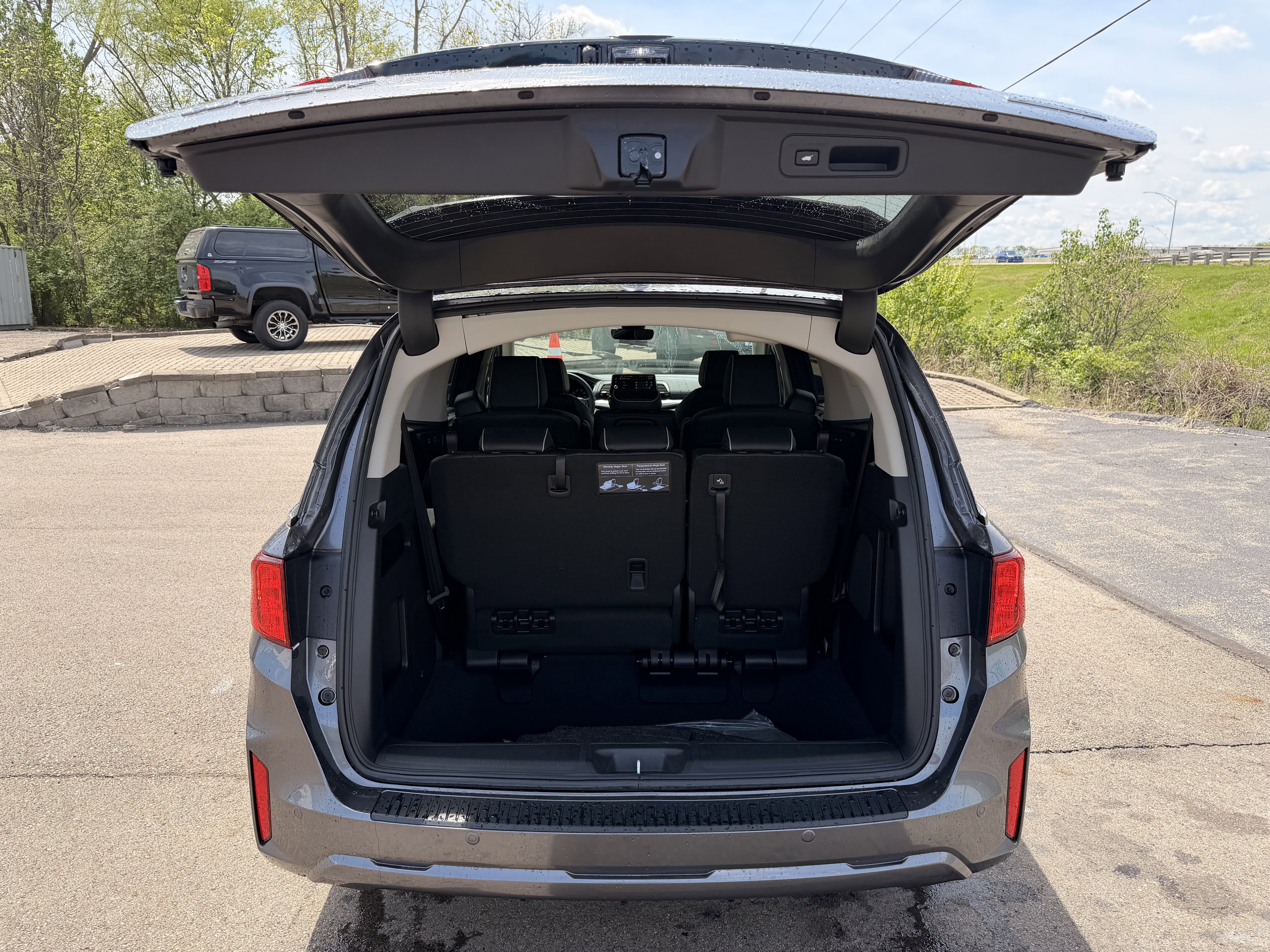 Certified 2026 Honda Odyssey Touring image 13
