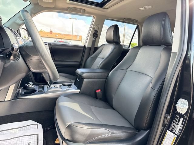 Used 2021 Toyota 4Runner SR5 Premium w/ Moonroof Package AWD/4WD image 11