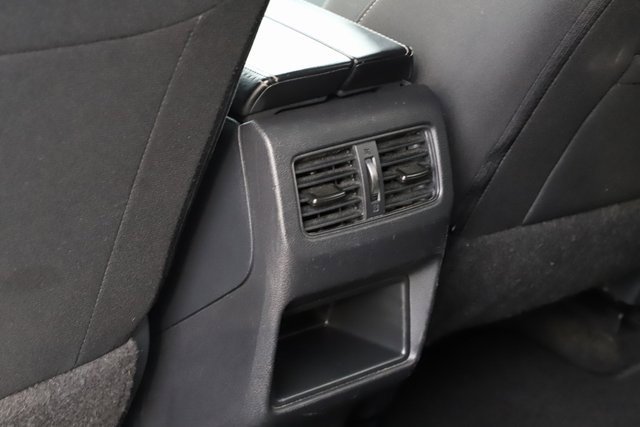 Used 2023 Nissan Rogue S image 19