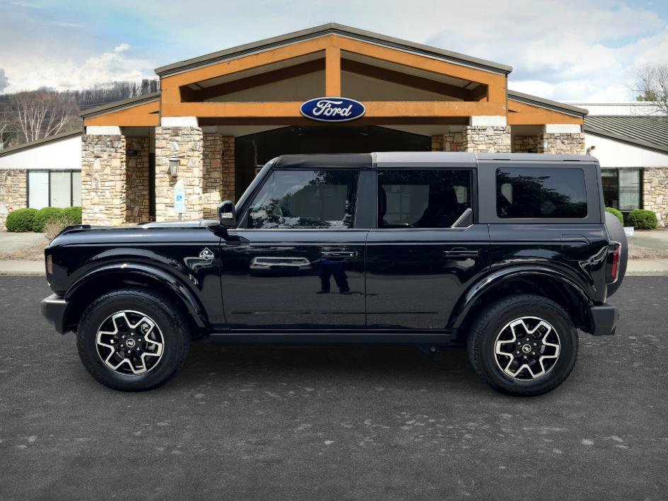 Used 2024 Ford Bronco Outer Banks AWD/4WD image 7