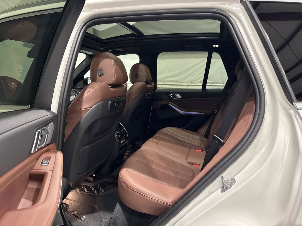 Used 2019 BMW X5 xDrive40i w/ Premium Package 2 AWD/4WD image 68