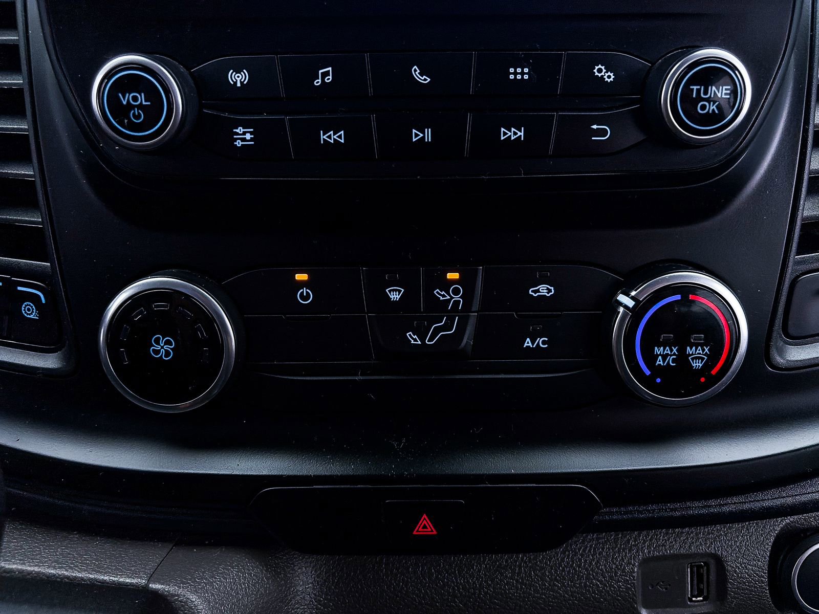 Used 2020 Ford Transit 350 XL image 21