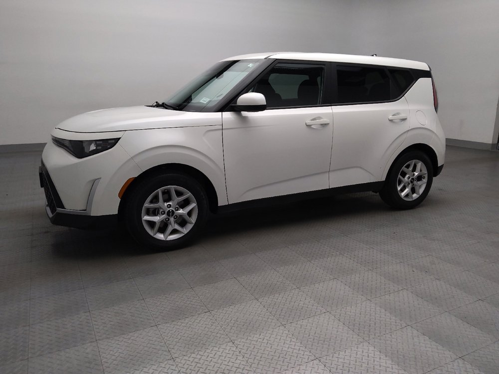Used 2024 Kia Soul LX w/ Option Group 015 image 2