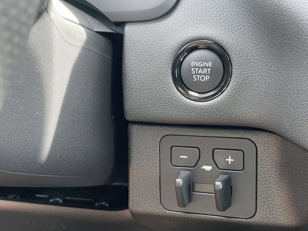 New 2026 Toyota Tundra Limited AWD/4WD image 26