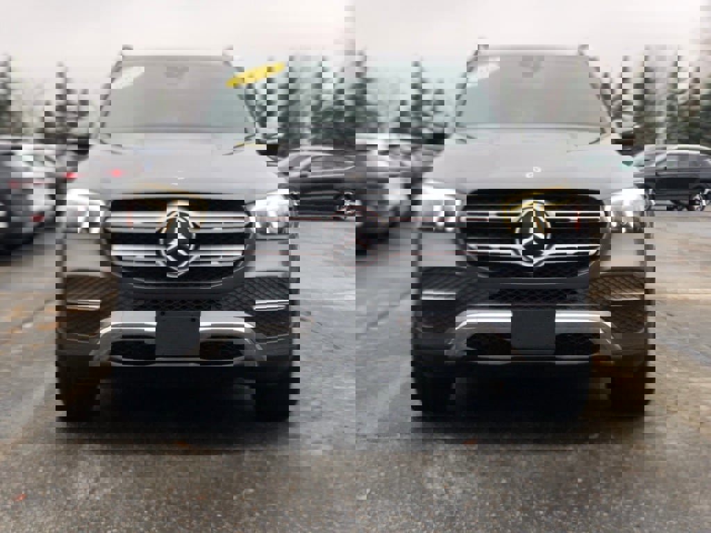 Used 2022 Mercedes-Benz GLE 350 4MATIC w/ Premium Package image 2
