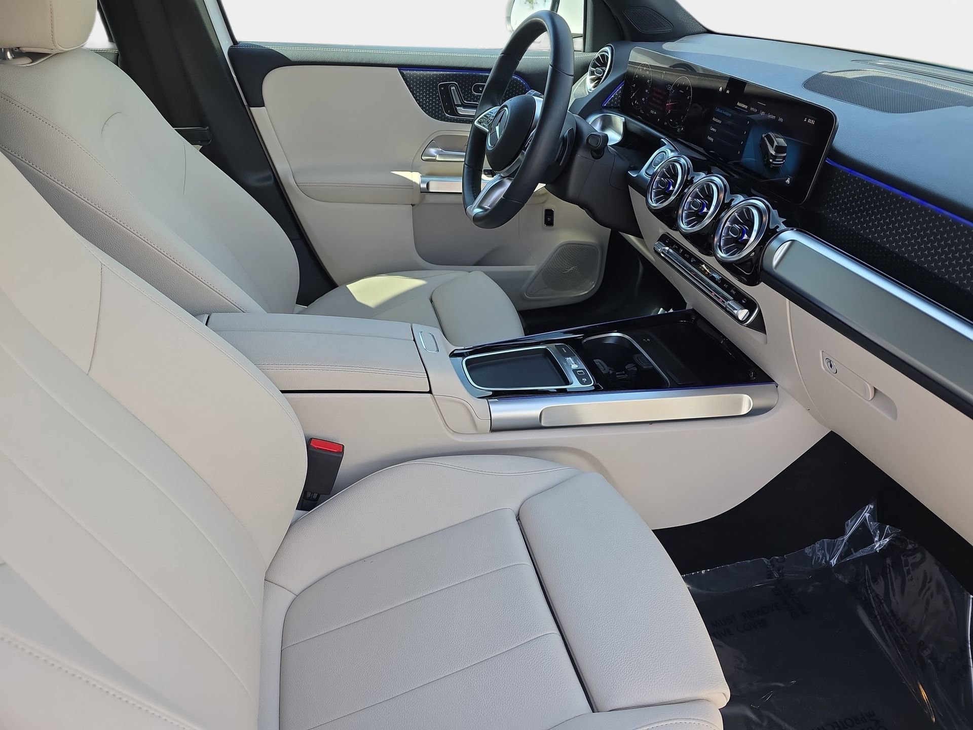 Certified 2025 Mercedes-Benz GLB 250 image 10