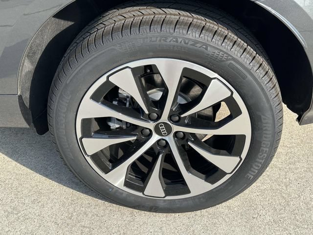 New 2026 Audi Q3 quattro 2.0T AWD/4WD image 4