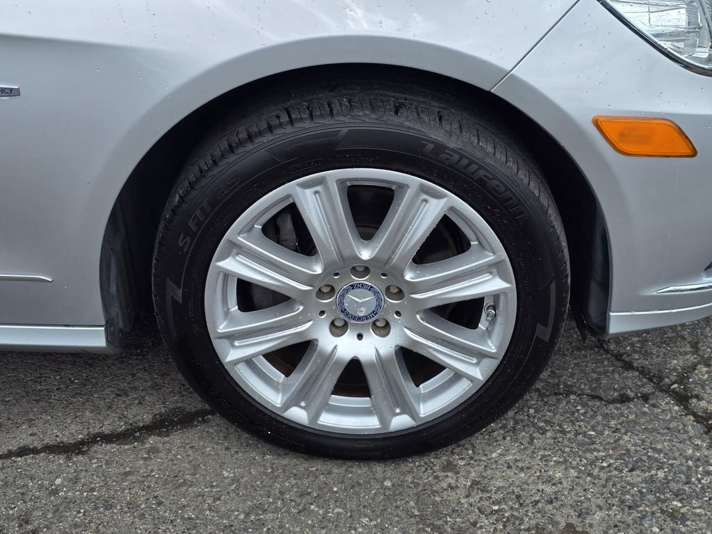Used 2012 Mercedes-Benz E 350 Sedan image 9