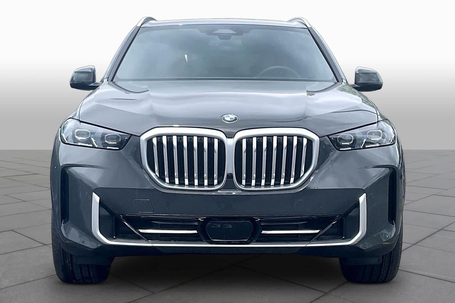 Used 2026 BMW X5 xDrive40i AWD/4WD image 3
