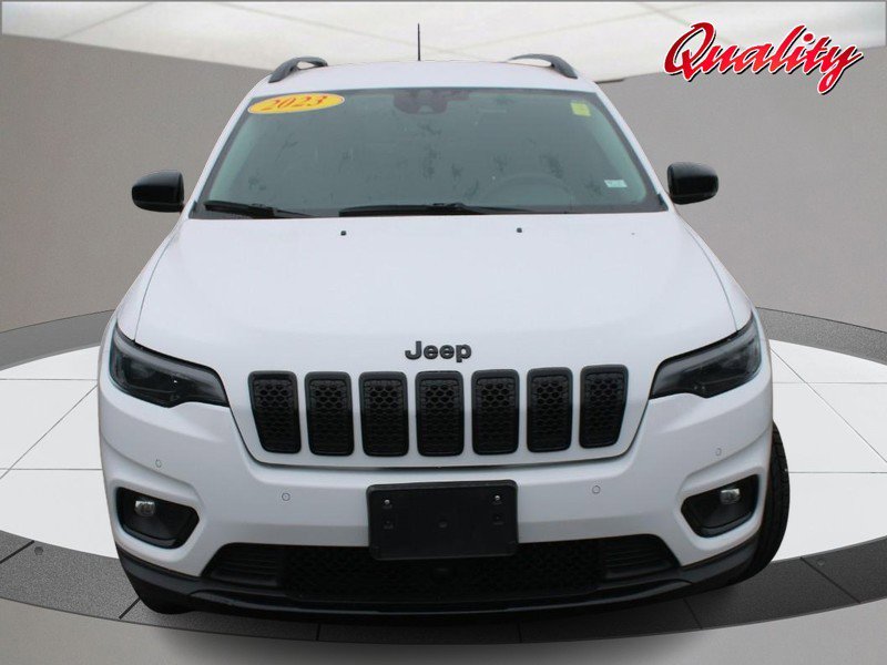 Used 2023 Jeep Cherokee Altitude Lux image 10