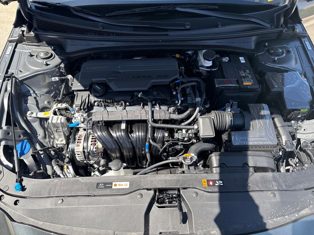 New 2026 Hyundai Elantra Limited FWD image 29
