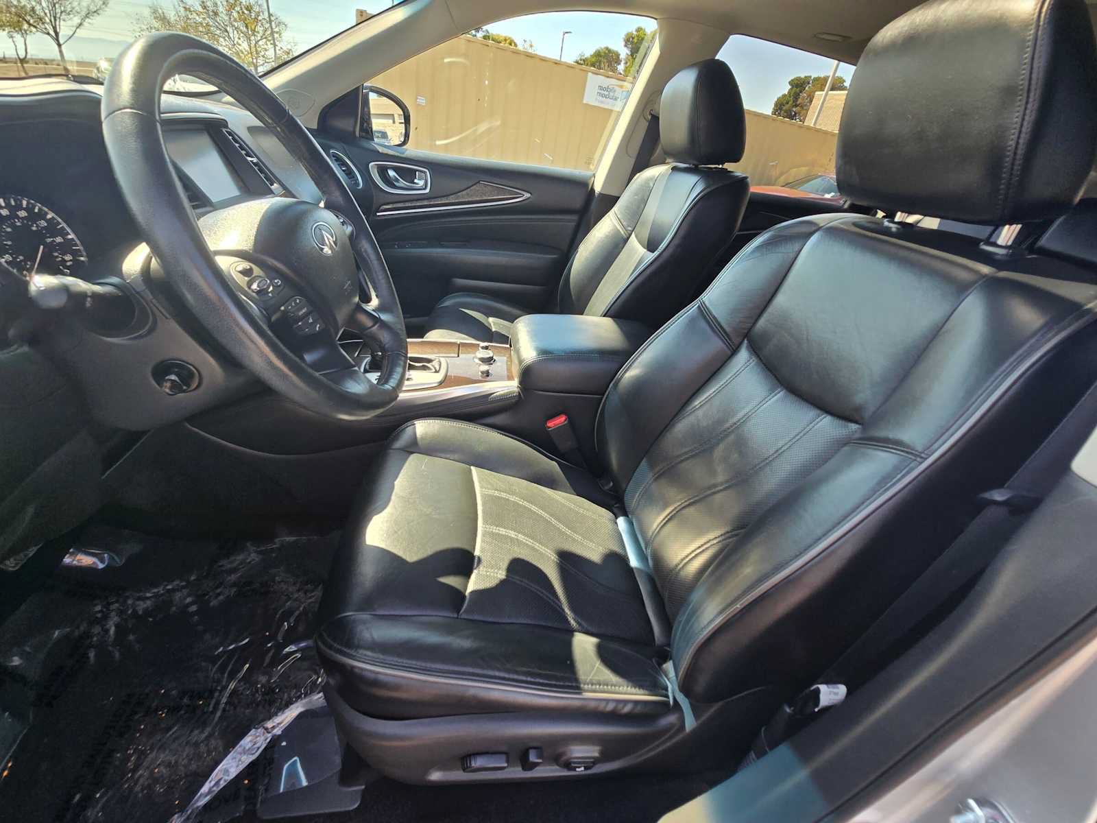 Used 2015 INFINITI QX60 Luxe w/ Premium Plus Package AWD/4WD image 23