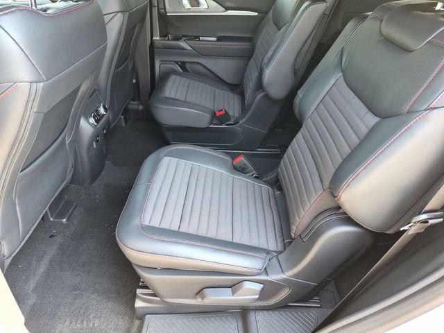 New 2027 Ford Explorer ST-Line w/ Premium Package AWD/4WD image 19