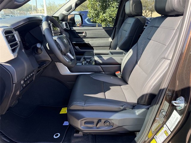 Used 2025 Toyota Tundra Limited image 22