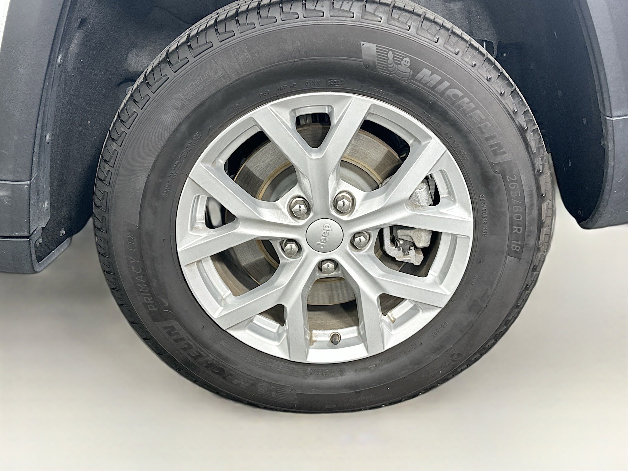 Used 2023 Jeep Grand Cherokee L Limited w/ Trailer Tow Group (B) image 11