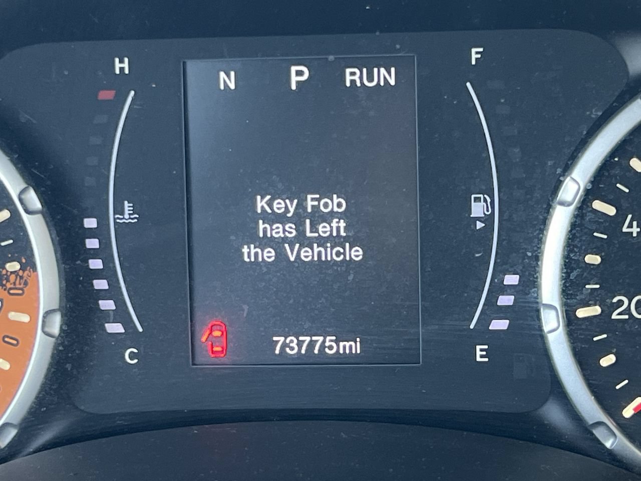 Used 2018 Jeep Renegade Latitude FWD image 15