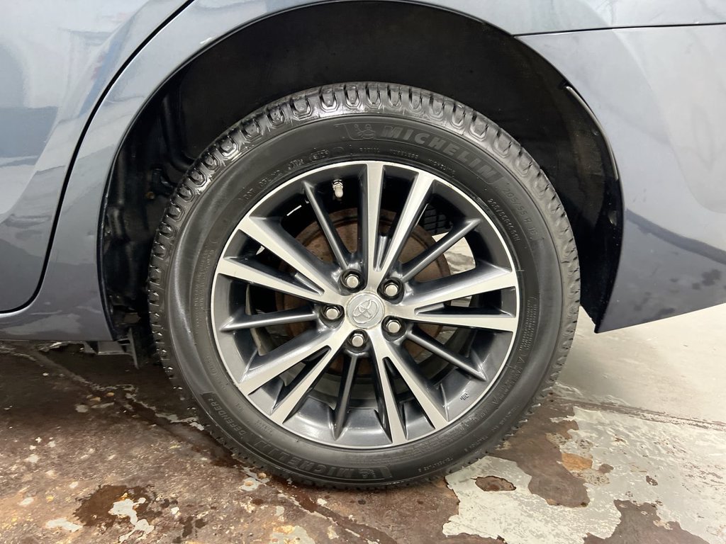 Used 2016 Toyota Corolla LE FWD image 26