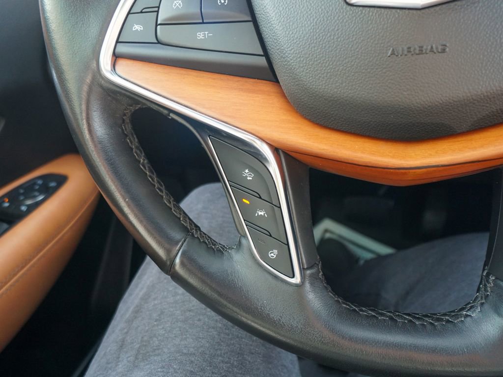 Used 2020 Cadillac XT5 Premium Luxury w/ LPO, Floor Liner Package image 21