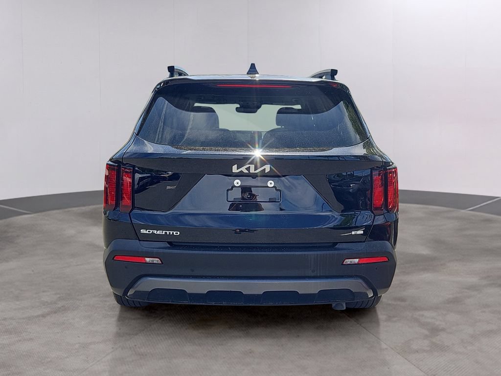 Certified 2023 Kia Sorento X-Line EX AWD/4WD image 5