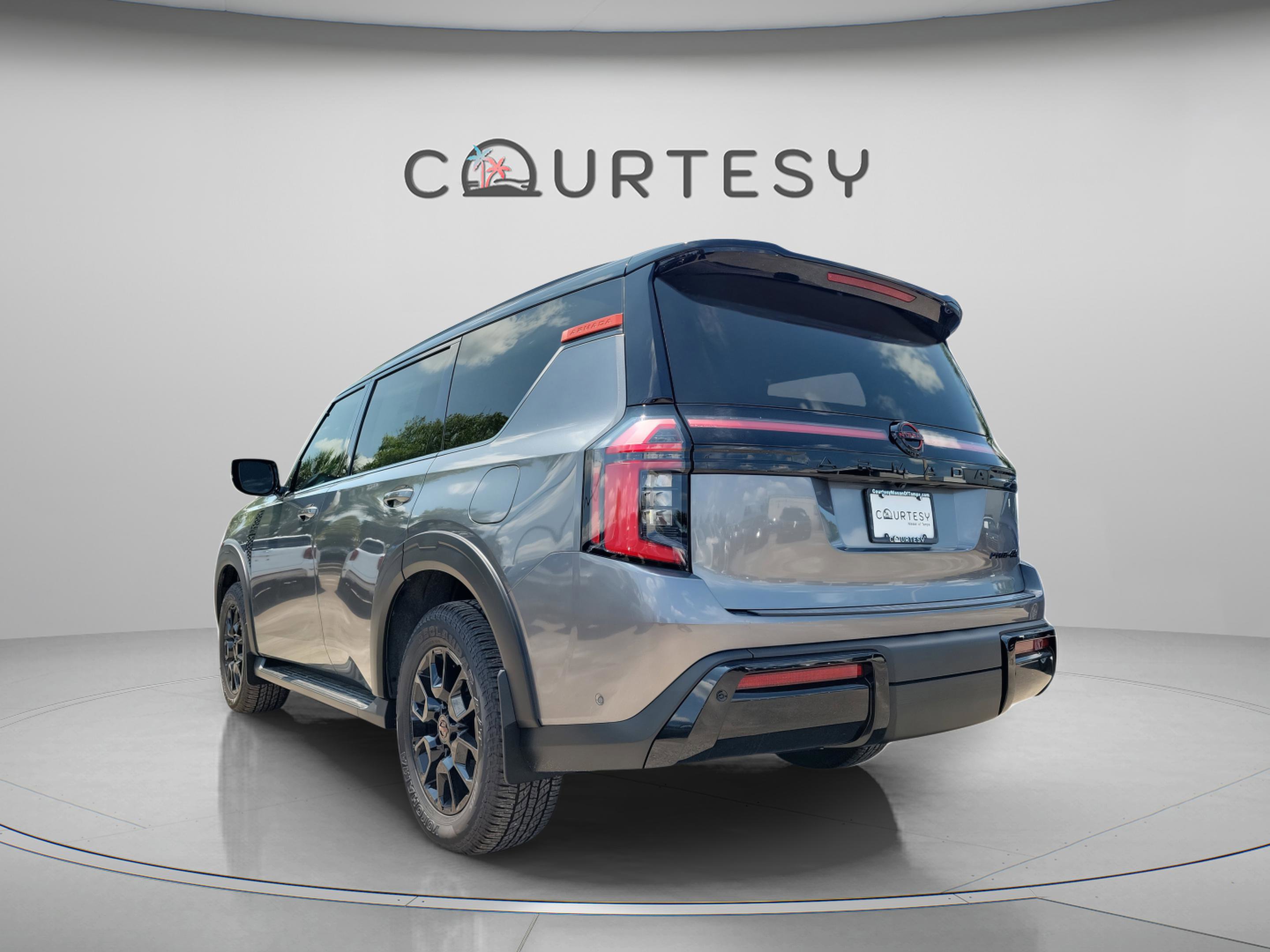 New 2025 Nissan Armada PRO-4X image 4