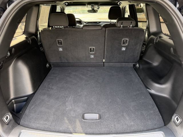 Used 2024 Jeep Grand Cherokee Laredo w/ MOPAR Finishing Package image 33