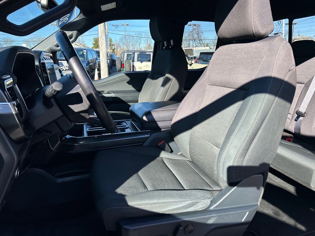 Used 2022 Ford F150 XLT w/ Equipment Group 302A High image 9