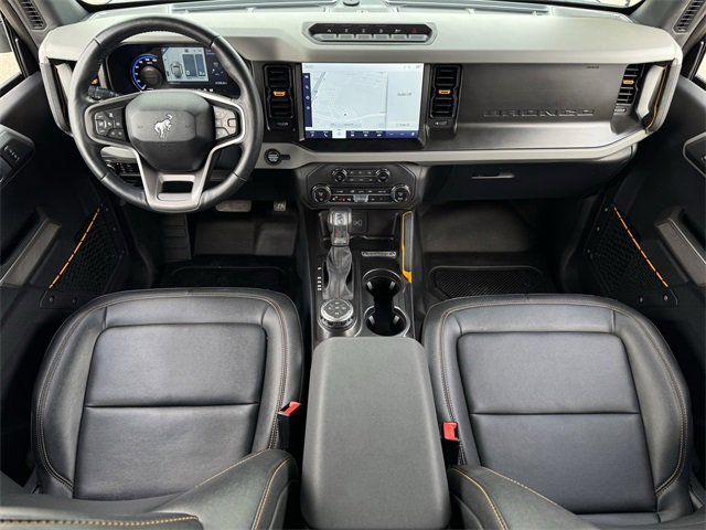 Used 2023 Ford Bronco Badlands image 9