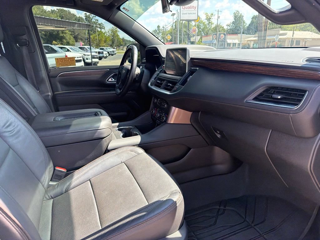 Used 2024 Chevrolet Suburban High Country w/ Advanced Technology Package AWD/4WD image 25