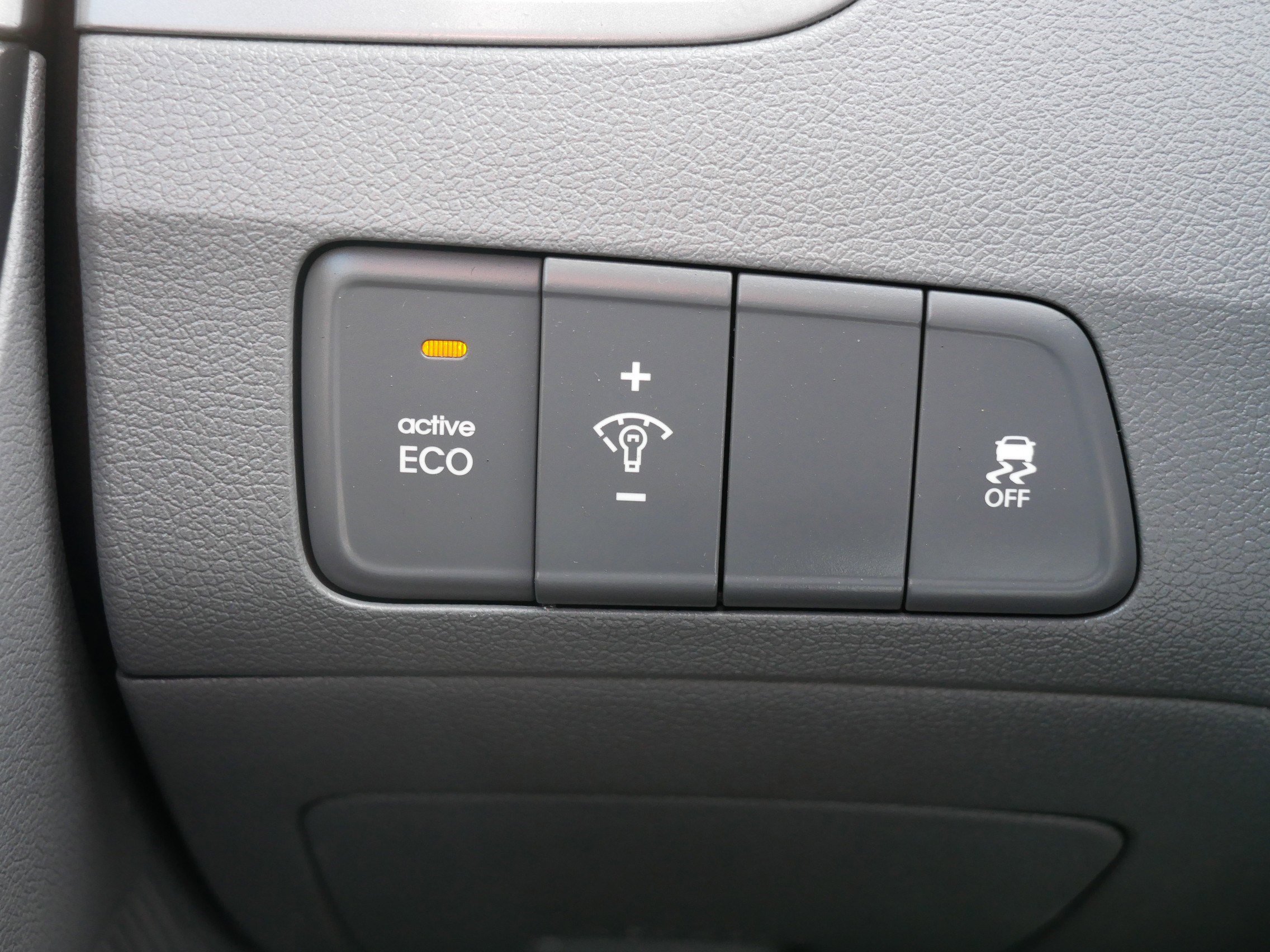 Used 2016 Hyundai Elantra SE FWD image 26