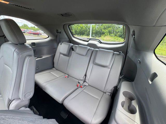 Certified 2019 Toyota Highlander XLE AWD/4WD image 19