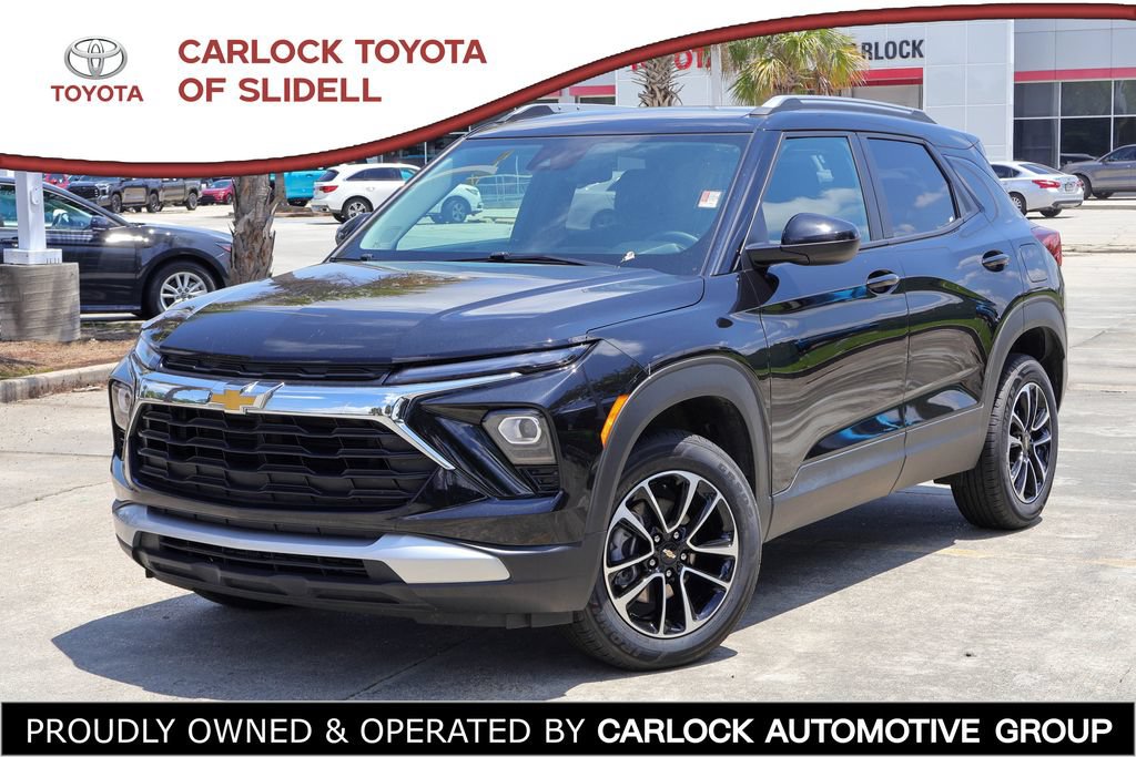 Used 2025 Chevrolet TrailBlazer LT AWD/4WD image 1