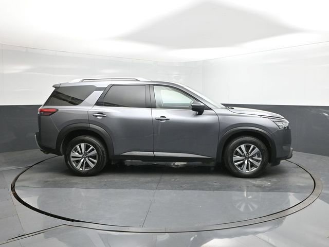 Used 2025 Nissan Pathfinder SL image 26