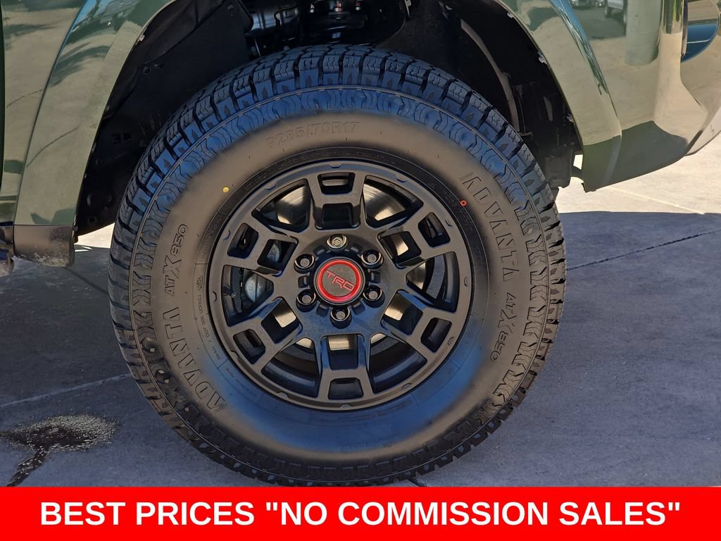 Used 2022 Toyota 4Runner TRD Off-Road Premium w/ TRD Black Wheel Package (TMS) AWD/4WD image 38