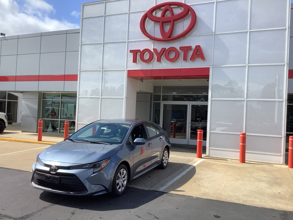 New 2026 Toyota Corolla LE image 3