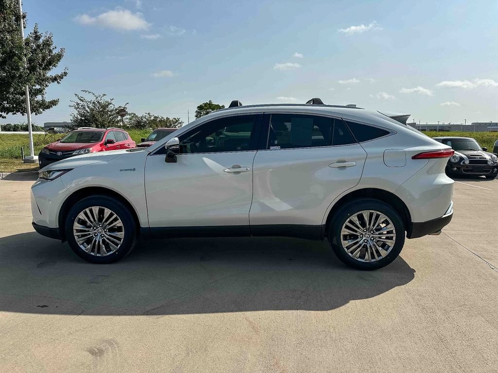 Certified 2021 Toyota Venza Limited w/ Advanced Technology Package AWD/4WD image 6