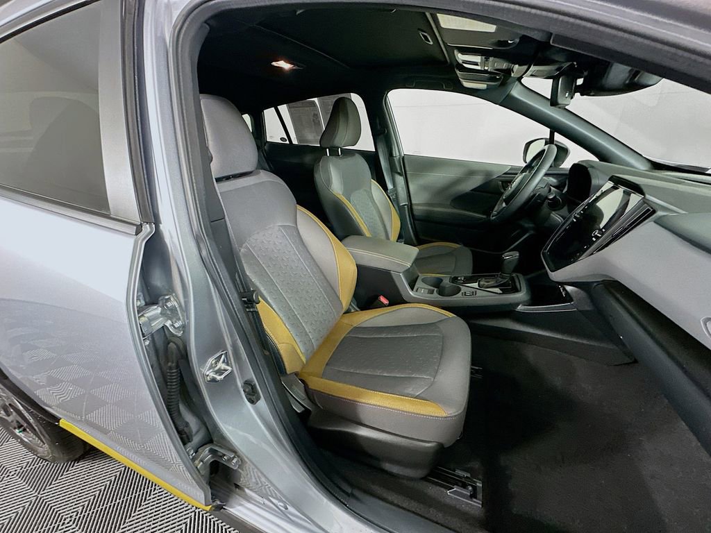 Certified 2025 Subaru Crosstrek 2.5i Sport w/ Crosstrek Mirror Package AWD/4WD image 35