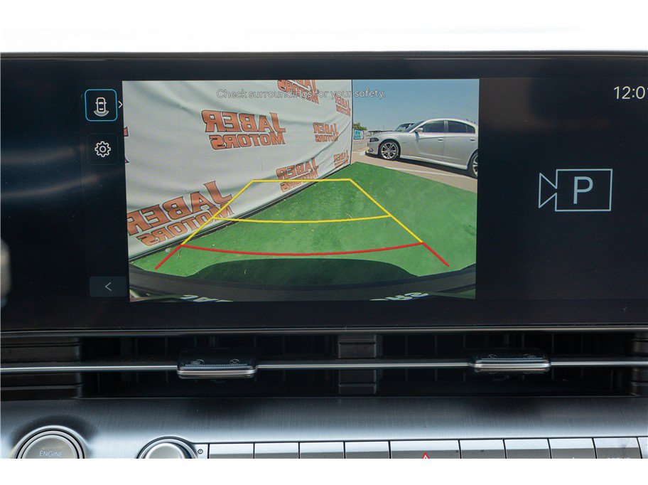 Used 2025 Hyundai Kona SEL FWD image 31
