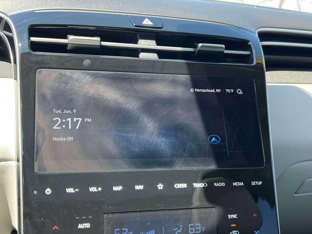 Certified 2023 Hyundai Tucson Limited AWD/4WD image 27