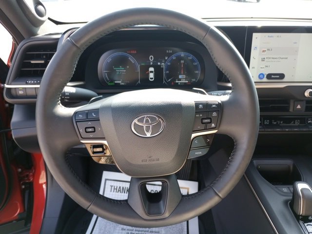 Used 2023 Toyota Crown Platinum image 15