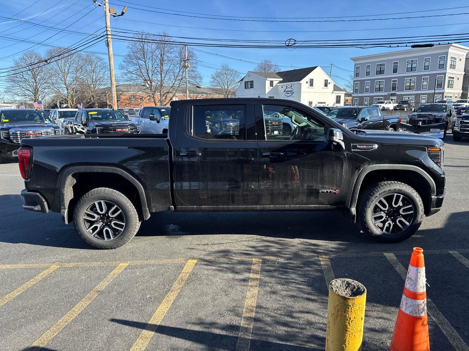 New 2026 GMC Sierra 1500 AT4 w/ Technology Package image 7
