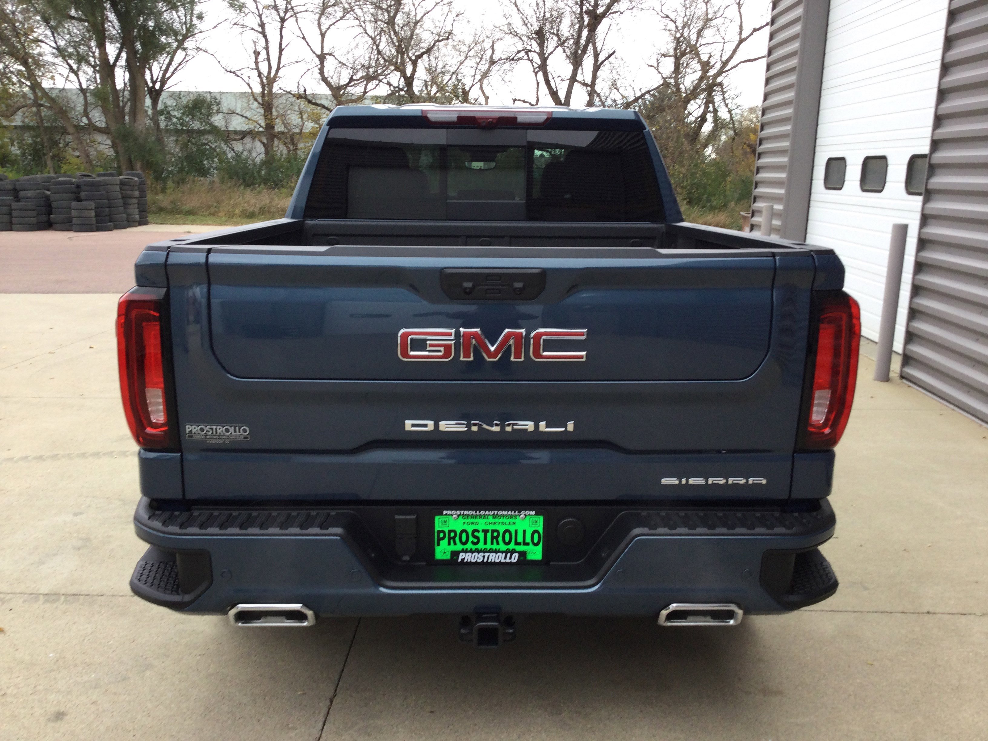 New 2026 GMC Sierra 1500 Denali w/ Technology Package image 4