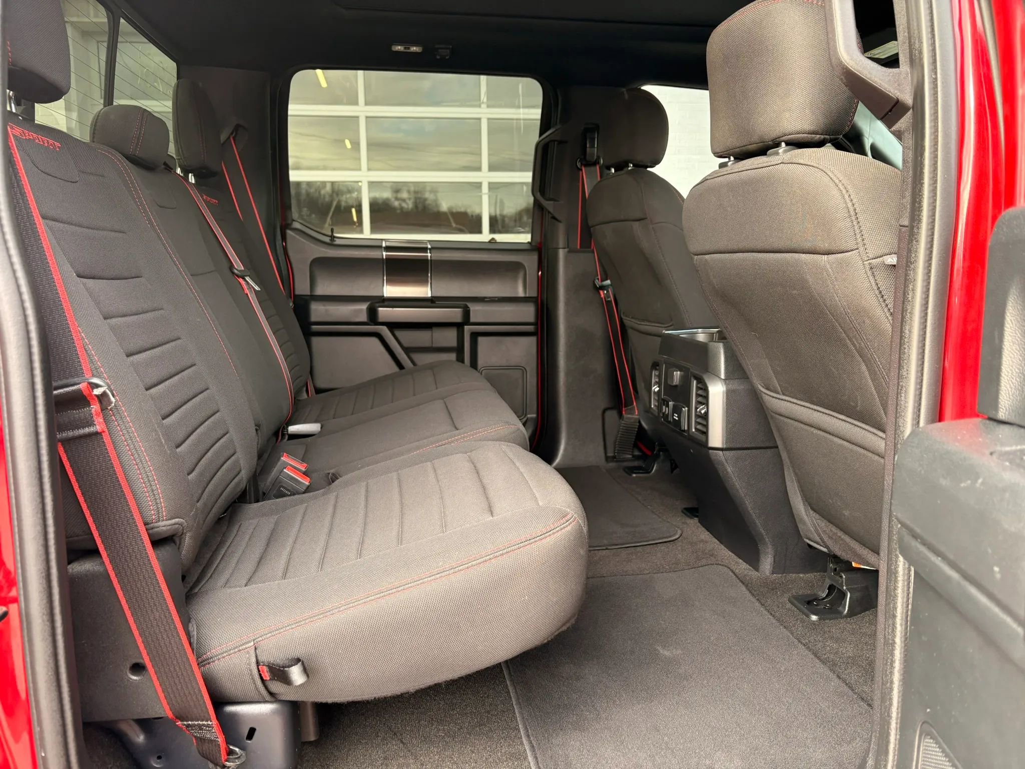 Used 2019 Ford F150 XLT w/ Equipment Group 302A Luxury AWD/4WD image 10