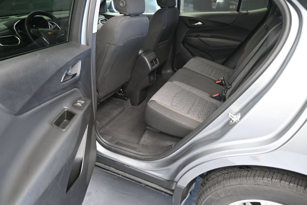 Used 2024 Chevrolet Equinox LT AWD/4WD image 17