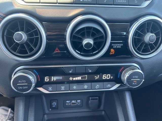 Used 2025 Nissan Sentra SR FWD image 42