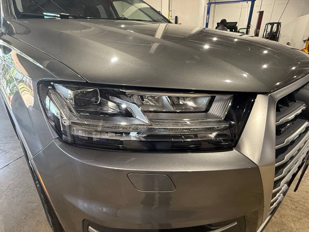 Used 2017 Audi Q7 3.0T Premium Plus AWD/4WD image 8