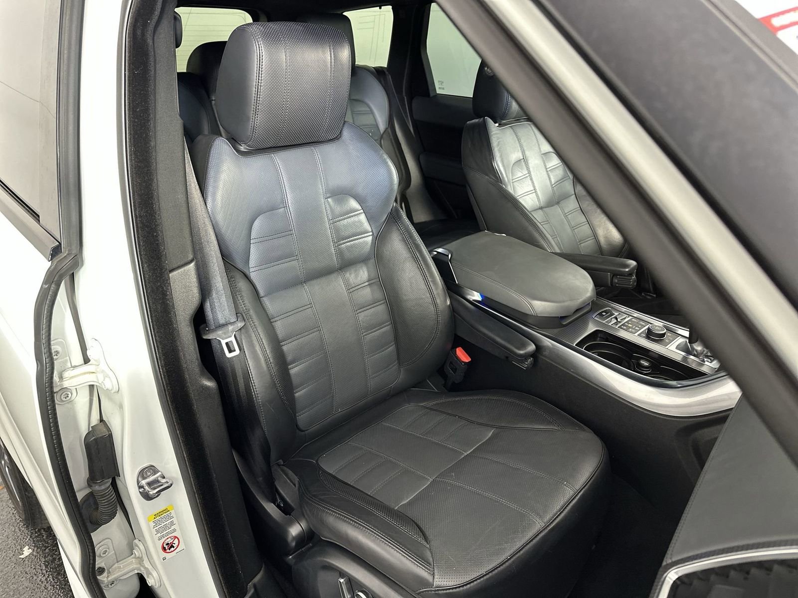 Used 2017 Land Rover Range Rover Sport Autobiography image 31