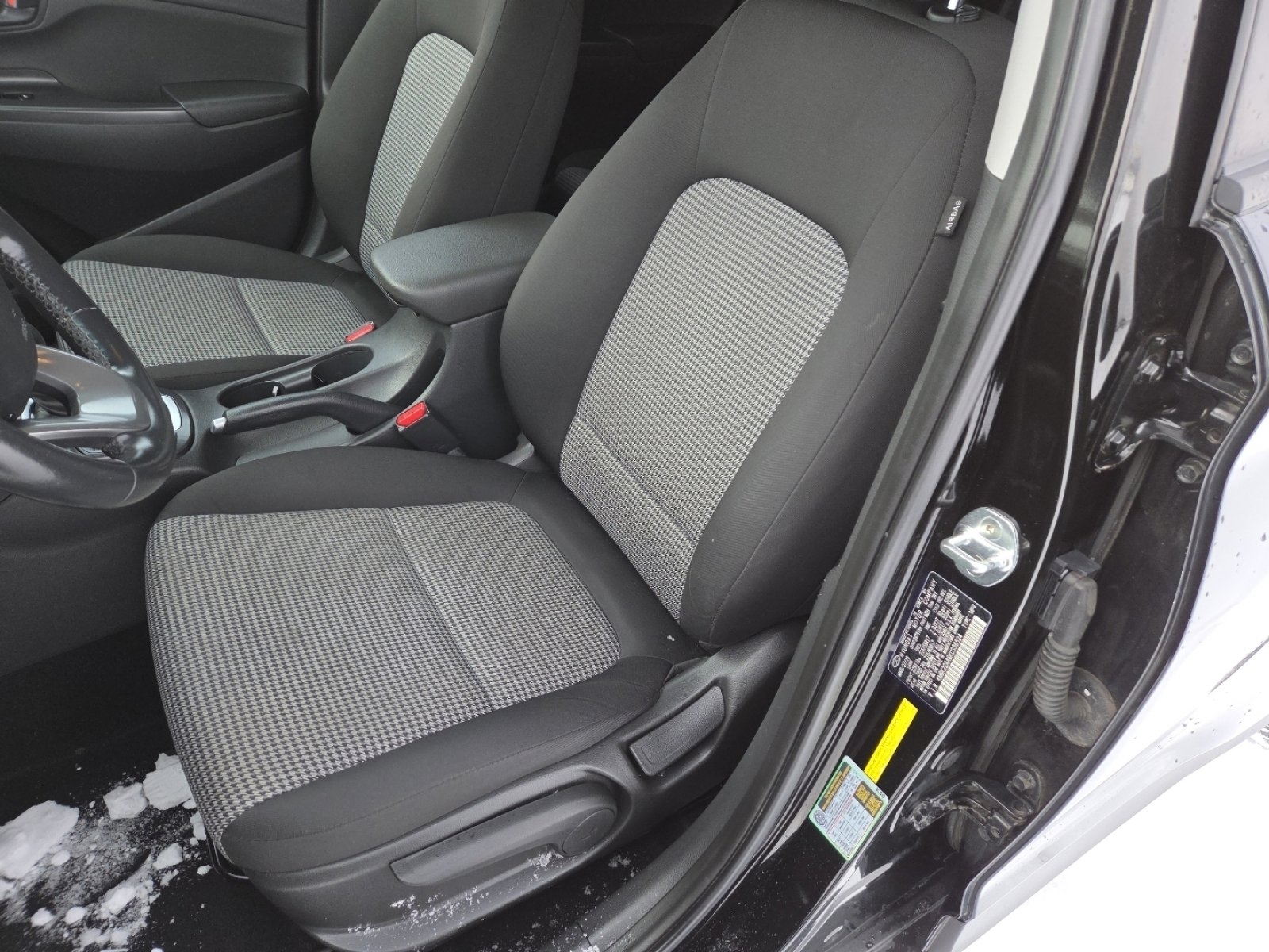 Used 2019 Hyundai Kona SEL image 23