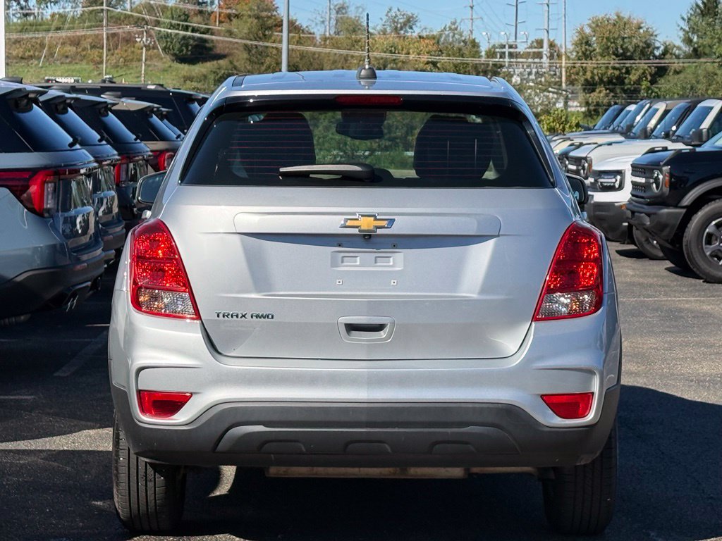 Used 2017 Chevrolet Trax LS AWD/4WD image 5